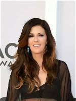 2017 Acm Awards Style — Best Hair & Makeup on the Acms Red Carpet