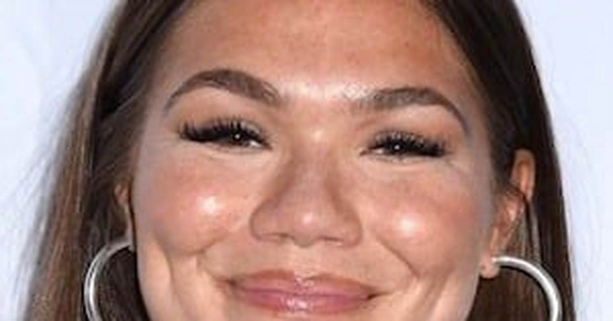 Abby Anderson- Wiki, Age, Height, Net Worth, Husband, Ethnicity ·