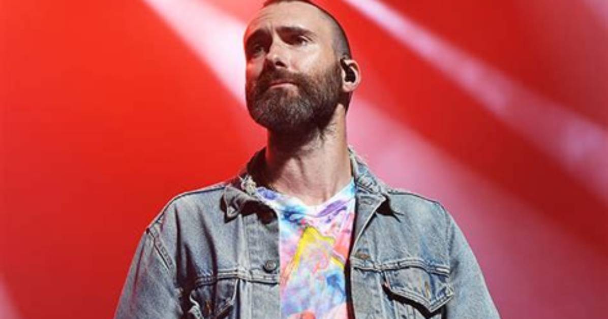 Adam Levine Looks Upset After Woman Hugs Him During Maroon 5 Concert – Hollywood Life