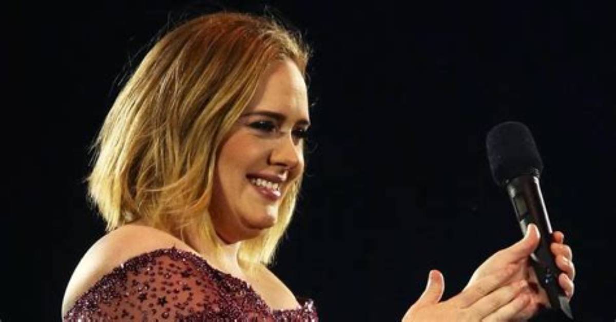 Adele Enjoys a Pint with Pals as She Parties in London in New Rare Photo of Singer out with Friends