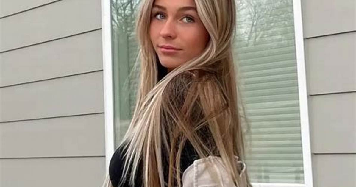 Age, Net Worth, Boyfriend, Height and Career of Bella Hill