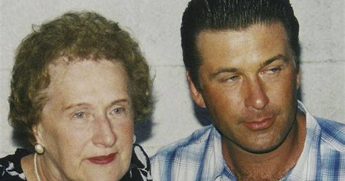 Alec Baldwin & Brothers Confirm Death of Mother Carol at 92 – Hollywood Life