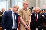 Alex Murdaugh’s First Photos After He’s Convicted of Murder – Hollywood Life