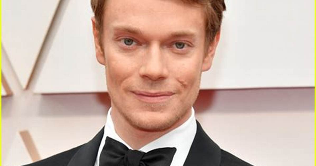 All About Alfie Allen | Age, Net Worth, Relationship, Career