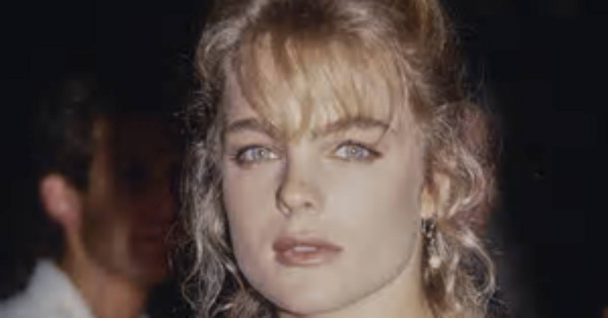 All About Erika Eleniak Net Worth, Relationship, Career
