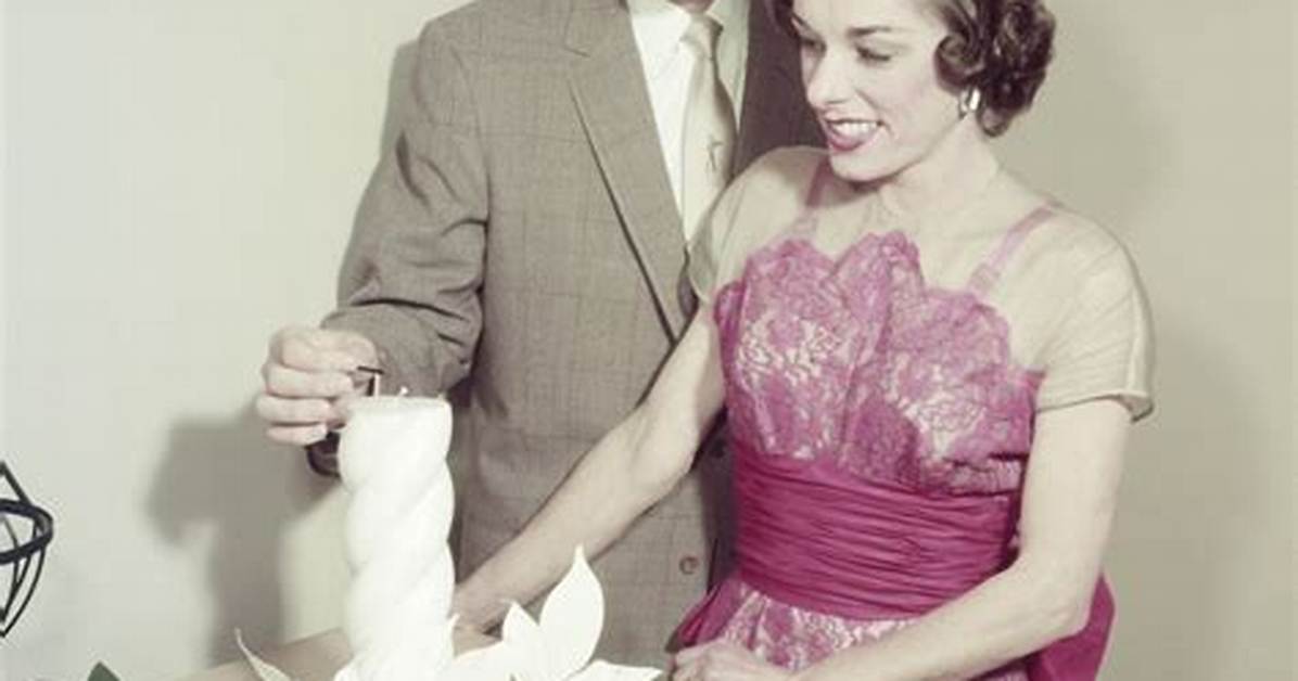 All About His Marriage to Dorothy Jo Gideon – Hollywood Life