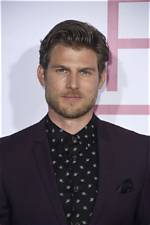 All About Travis Van Winkle | Age, Net Worth, Relationship, Career