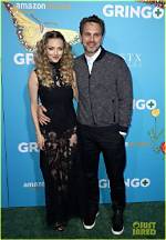 Amanda Seyfried, 34, Gives Birth: Actress & Husband Welcome 2Nd Child After Secret Pregnancy — 1St Pic