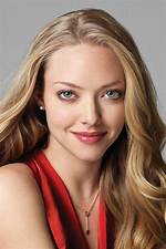 Amanda Seyfried: Photos of the Actress