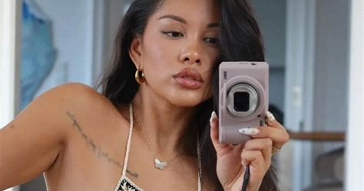 Ammika Harris Stuns in Makeup-Free Selfie After Wishing ‘Daddy’ Chris Brown a Happy Birthday