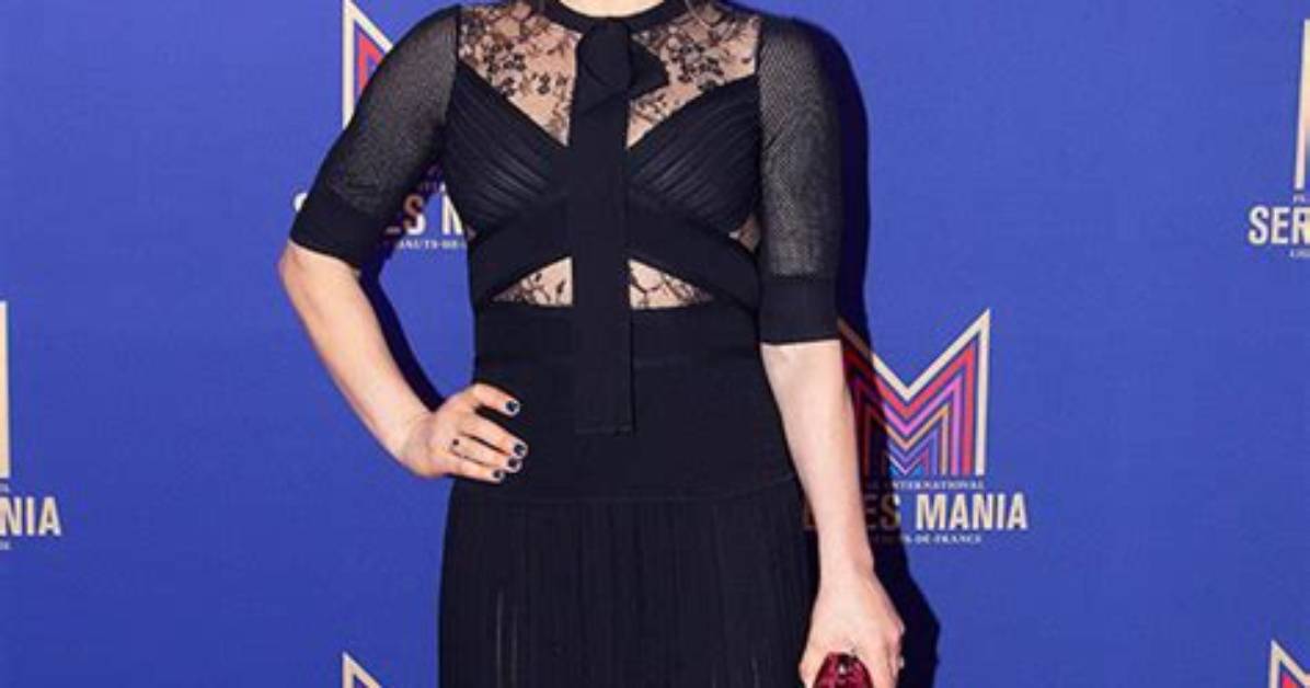 Anna Paquin Responds to Haters & Says She’s a ‘Proud Bisexual’ – Hollywood Life