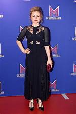 Anna Paquin Responds to Haters & Says She’s a ‘Proud Bisexual’ – Hollywood Life