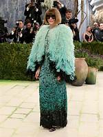 Anna Wintour’s Met Gala Fashion Through the Year's – Hollywood Life