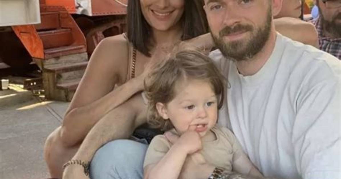 Artem Chigvintsev & Nikki Bella’s Son Wears Sparkly Onesie for Dwts – Hollywood Life