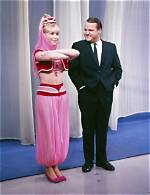 Barbara Eden Channels ‘I Dream of Jeannie’ Character on the Red Carpet – Hollywood Life