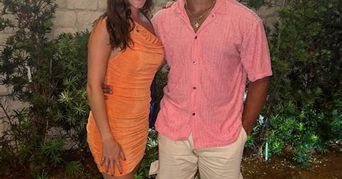 Bartise Bowden Debuts New Girlfriend Cait Vanderberry: Video – Hollywood Life