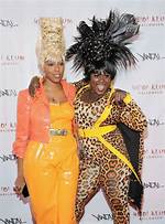 Battle of the Lil’ Kim Halloween Costumes – Hollywood Life