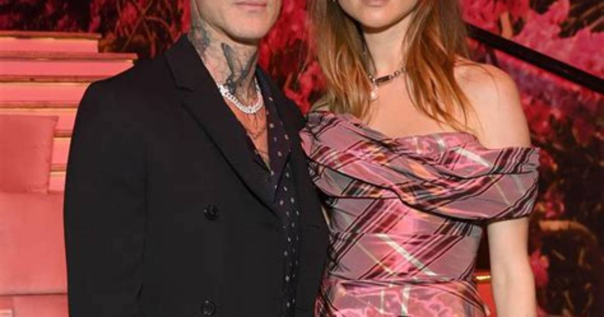 Behati Prinsloo, Adam Levine’s Wife – Bio, Age, Height, Net Worth, Kids
