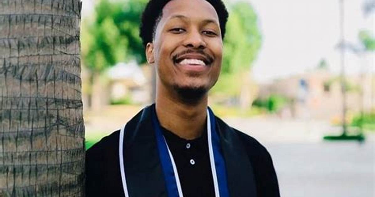 Berleezy (Youtuber) Wikipedia, Biography, Age, Height, Weight, Girlfriend, Net Worth, Facts