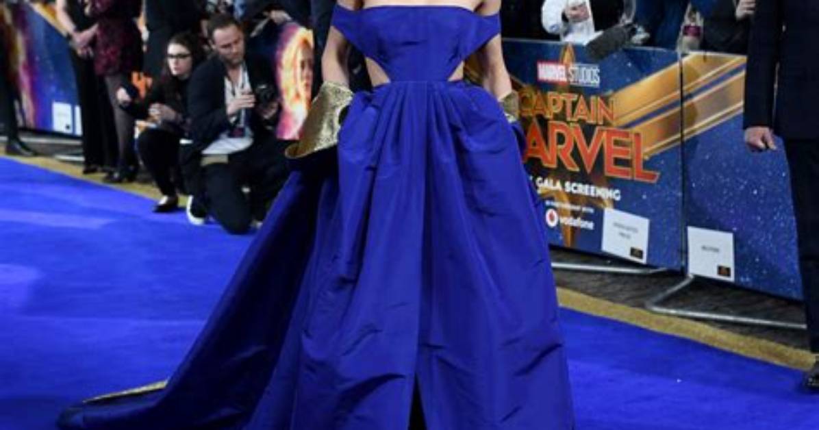 Best Movie Premiere Dresses — Star Wars & More December Red Carpets – Hollywood Life