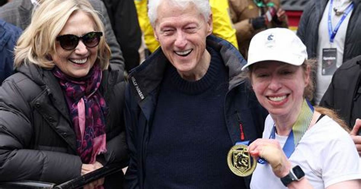 Bill & Hillary Clinton Support Daughter Chelsea at Nyc Marathon – Hollywood Life