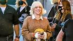 Billie Eilish Reveals Why She Deleted Social Media off Her Phone – Hollywood Life