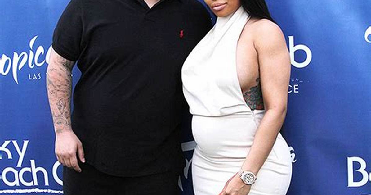 Blac Chyna Debuts New Boyfriend Lil Twin Amid Kardashian Legal Battle – Hollywood Life