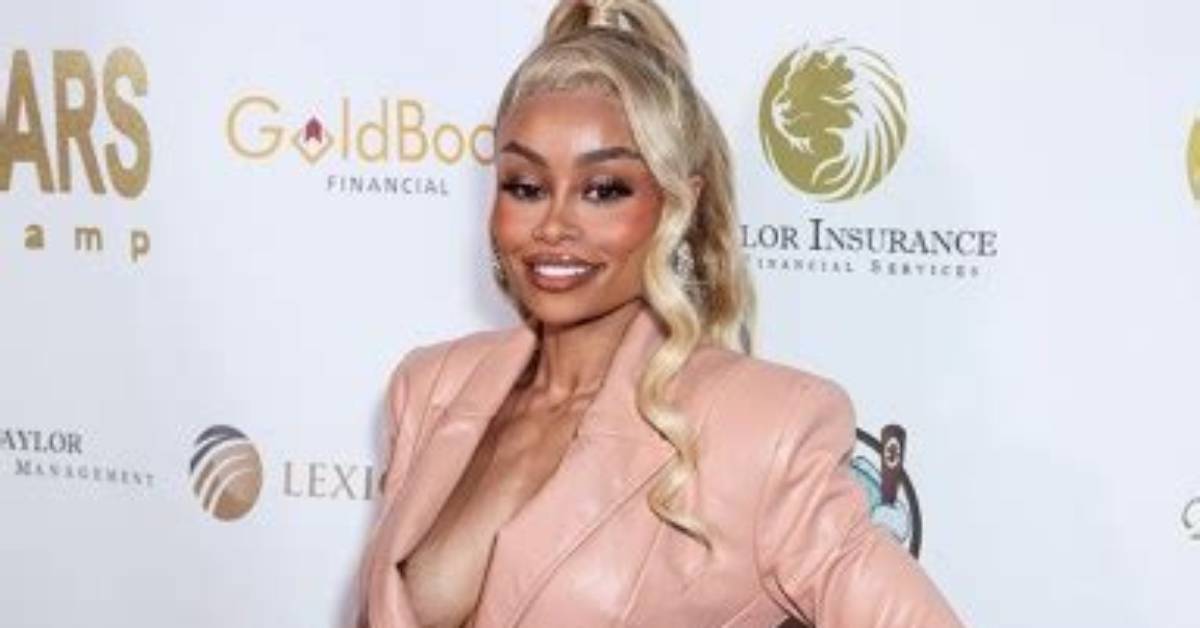 Blac Chyna Reveals ‘Painful’ Complications from Breast Reduction – Hollywood Life