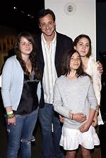 Bob Saget & His Family: Photos of the ‘Full House’ Star with His 3 Daughters