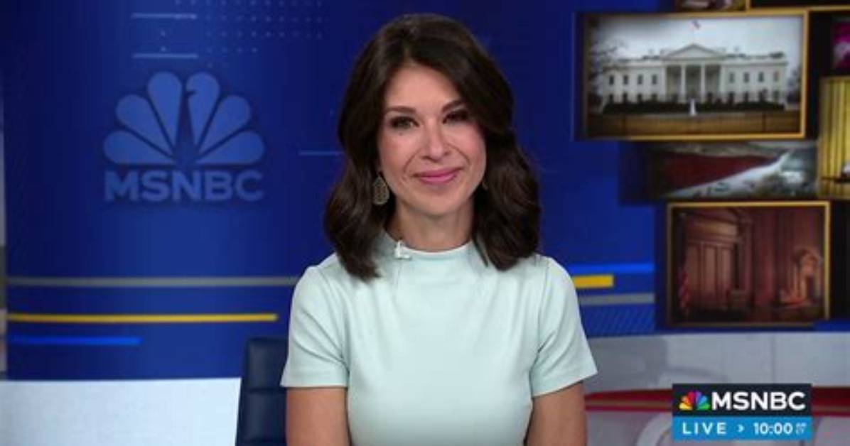 Bold and Captivating Shoulders: Ana Cabrera's Style Statement