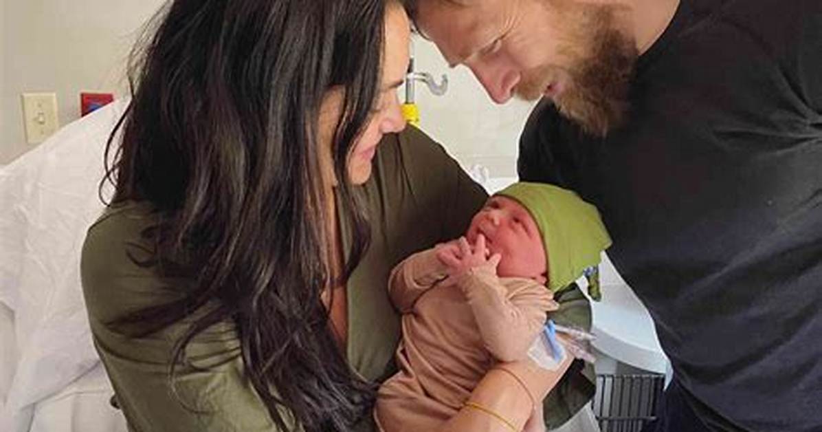 Brie Bella Shows off Her Bare Baby Bump 6 Days Before She’s Expected to Give Birth — ‘I’m Almost There’