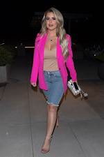 Brielle Biermann Stuns While Posing on a Yacht in Strapless Pink Bikini: Photos