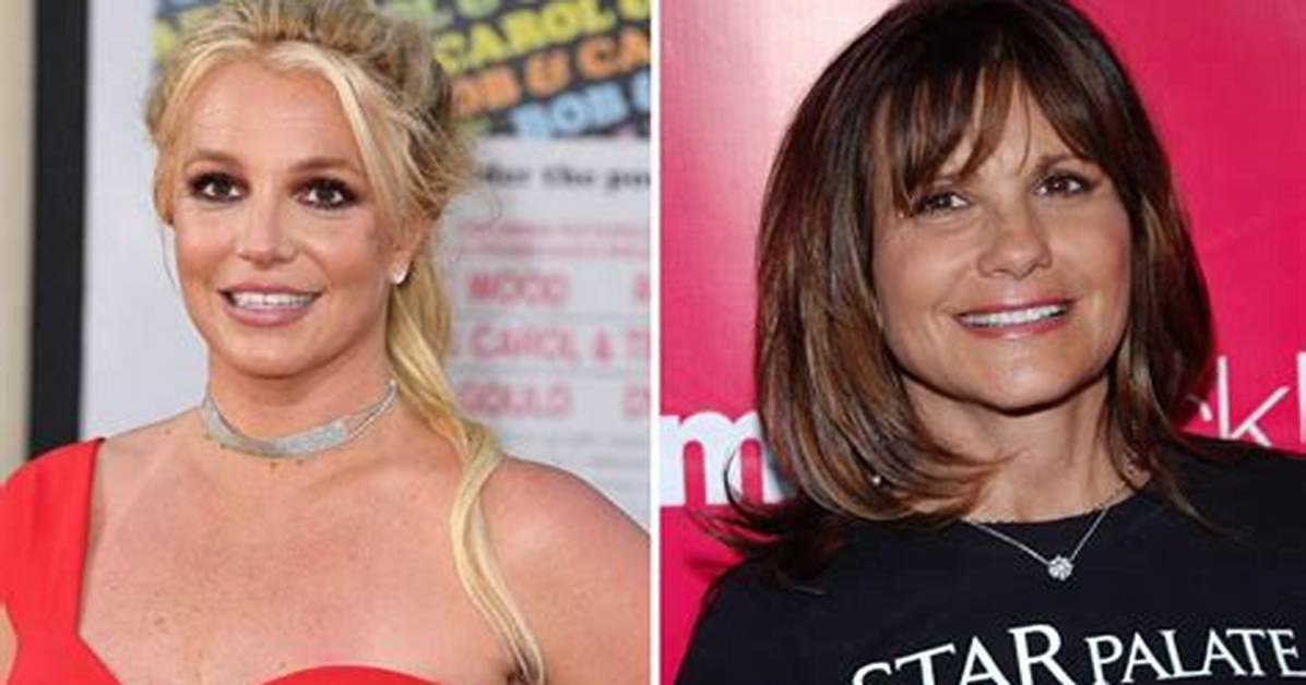 Britney Spears, 36 & Mom of 2, Reveals Her Insanely Toned Abs in Sexy Red Lingerie