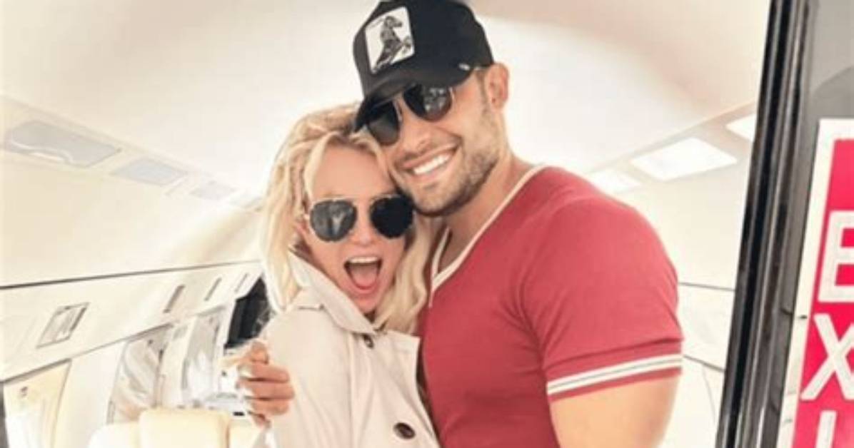 Britney Spears Goes for Drive After Sam Asghari Denies Intervention – Hollywood Life