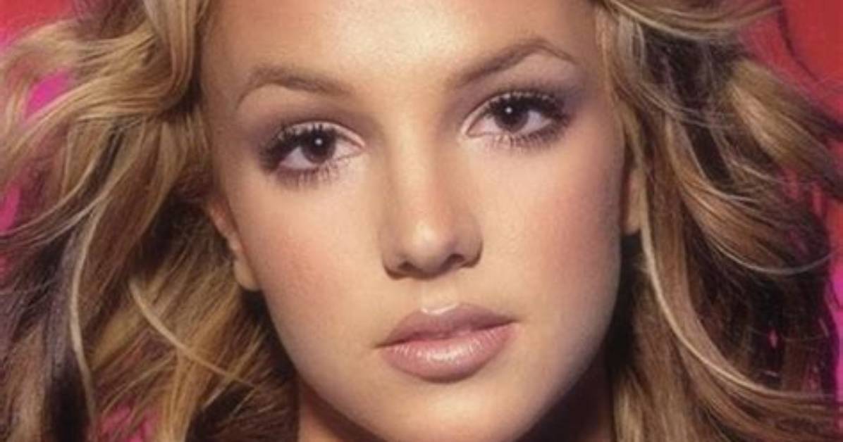 Britney Spears & More: Hottest Bikini Stars of Summer Pics