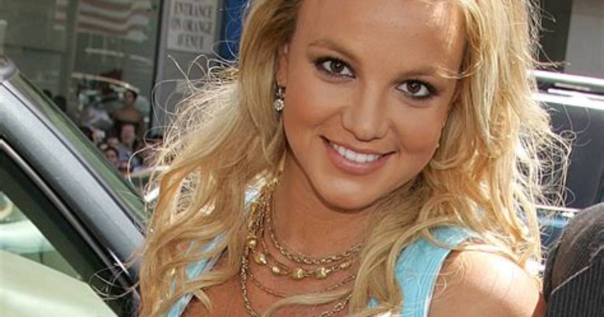 Britney Spears’ Pregnancy Hormones Make Her Want to Run Around ‘Naked’ – Hollywood Life