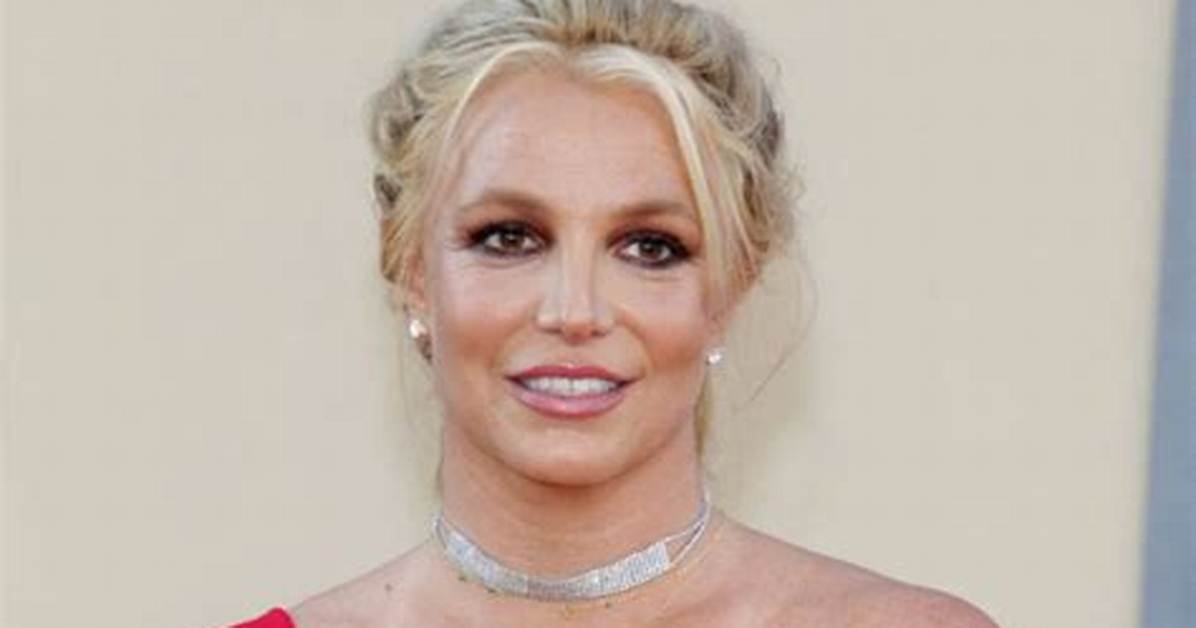 Britney Spears Shakes Her Hips in Tiny Shorts While Dancing to Ex Justin Timberlake’s Music