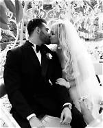 Britney Spears Waiting to Marry Sam Asghari Until After She Gives Birth