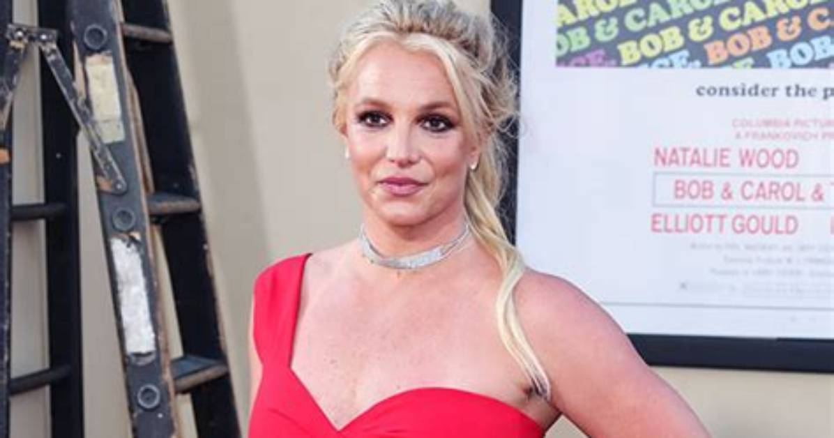 Britney Spears Wants a Boob Job – Hollywood Life
