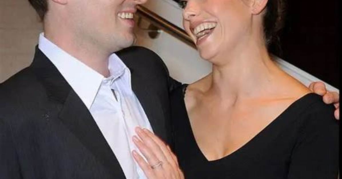 Brooke Satchwell Aboriginal, Husband, Net Worth ( David Gross Ex Gf)