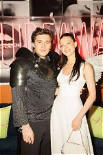 Brooklyn Beckham & Nicola Peltz Romeo & Juliet Halloween Costume 2022 – Hollywood Life