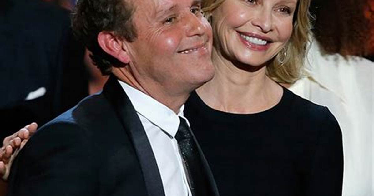 Calista Flockhart, Peter Macnicol & Others Reunite – Hollywood Life