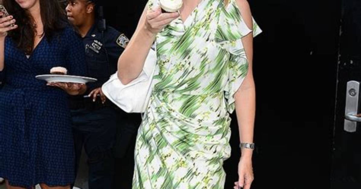 Candace Nelson Height in Feet