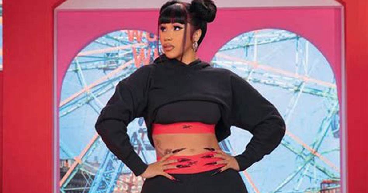 Cardi B Rocks Crop Top & Leggings for New Reebok Campaign — See Pics – Hollywood Life