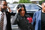 Cardi B Weighs 118 Pounds & Is Not Happy with Her Post-Baby Body – Hollywood Life