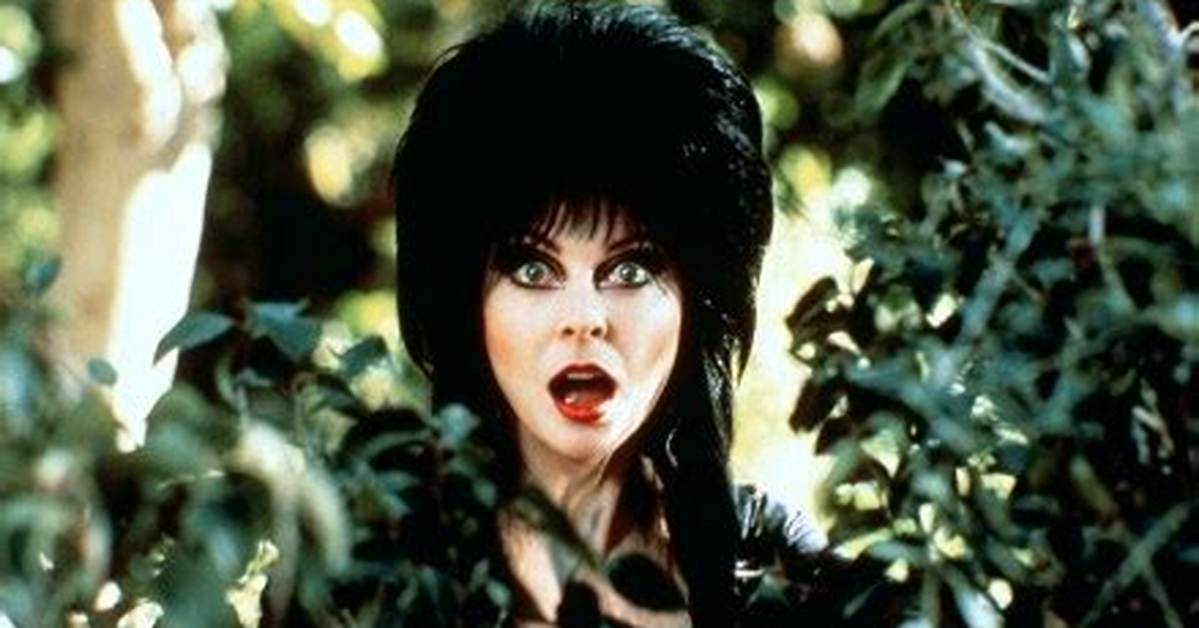 Cassandra Peterson on Fave Halloween Songs & Memoir – Hollywood Life