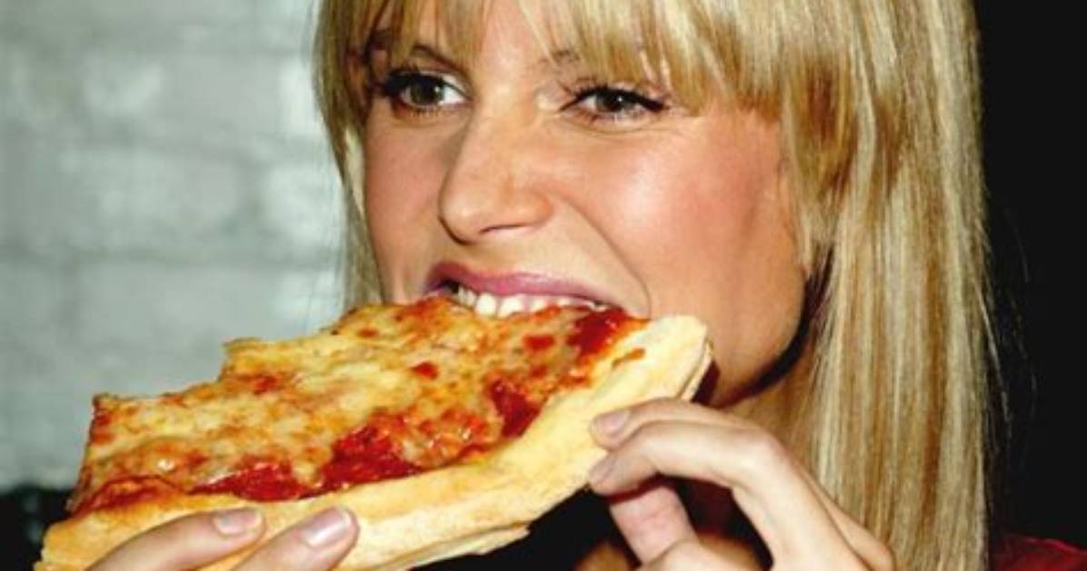 Celebrities Eating Pizza & More Goodies – Hollywood Life