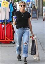 Celebrities Rocking Distressed Denim – Hollywood Life