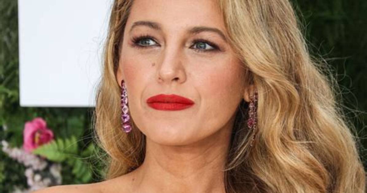 Celebs Struggling to Keep Their Tops from Falling Down: Jennifer Lawrence & More
