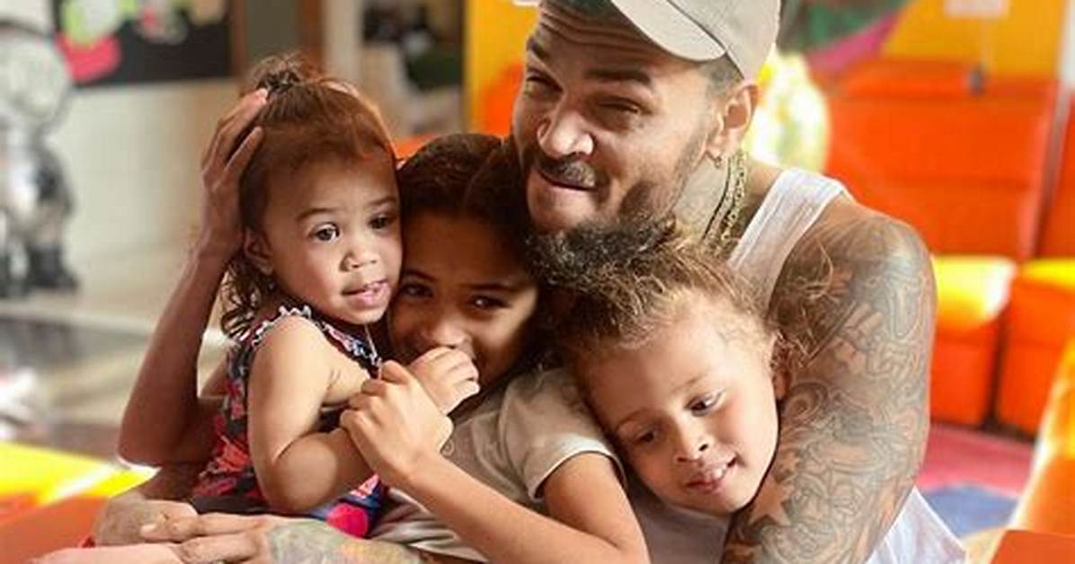 Chris Brown's Family: Uncovering His Wife and Children
